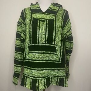 VERACRUZ 100% acrylic blend material hooded pouch